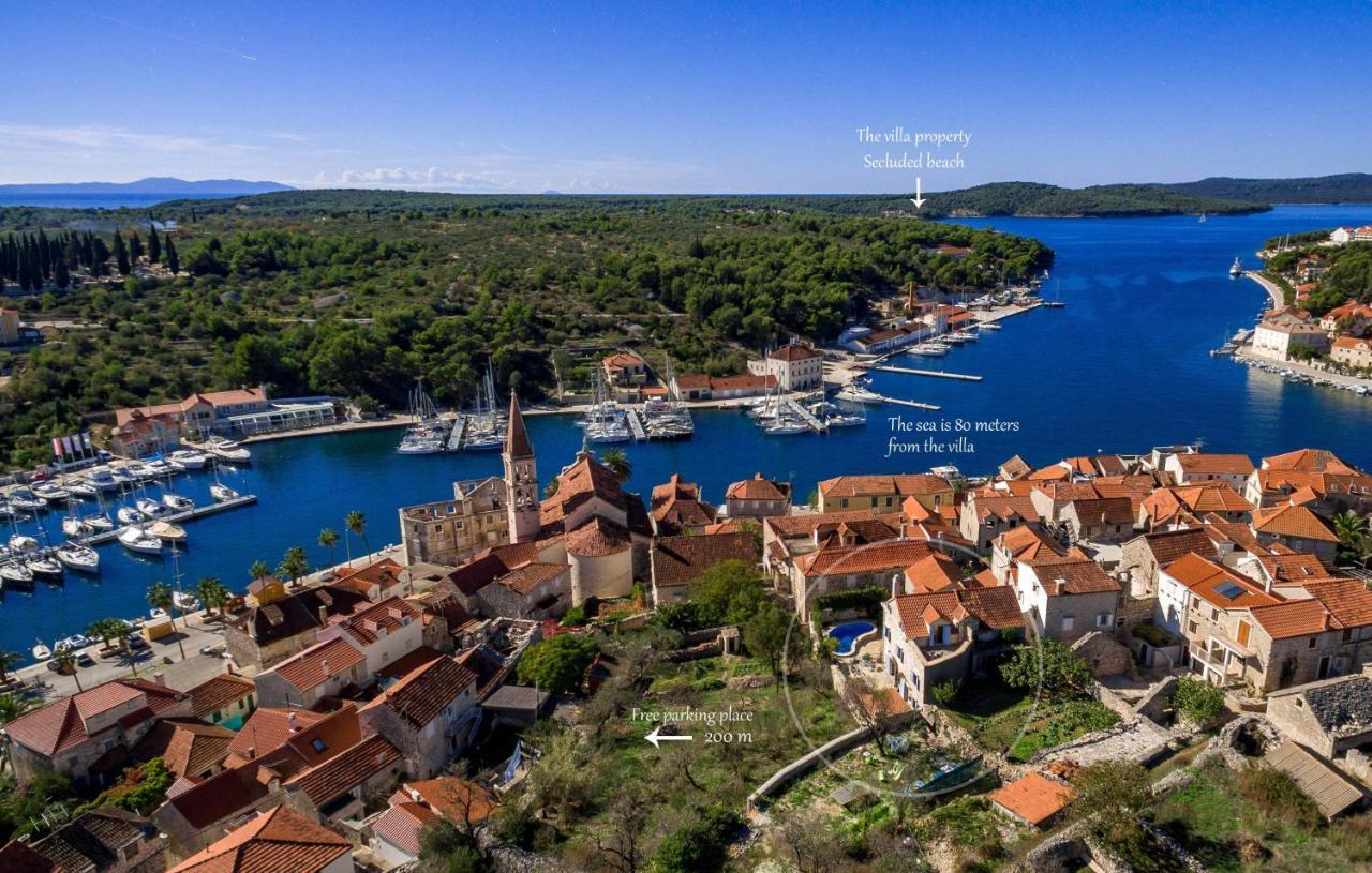 Villa Vicina Heritage Villa For 9,Milna - Close To Restaurants And Shops Exterior foto